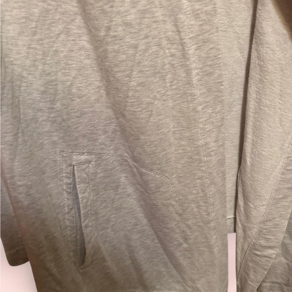 Athleta Vista Wrap Light Gray hooded Cardigan - missing string XS - Picture 3 of 6